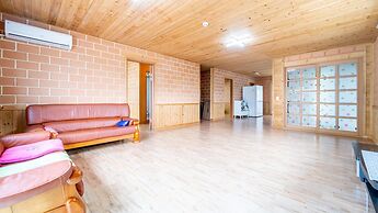 Samcheok Dasarang Pension