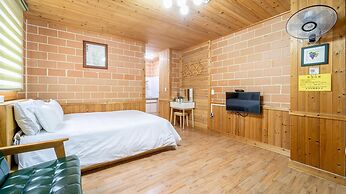 Samcheok Dasarang Pension