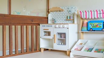 Jeju Kids and Dolphin Pension