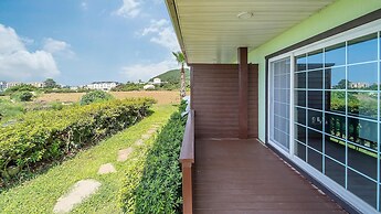 Jeju Sigan Yeohaeng Huyang Pension