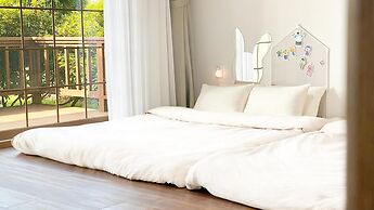 Jeju Sigan Yeohaeng Huyang Pension