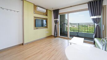 Seogwipo Narsha Resort