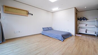 Seogwipo Narsha Resort