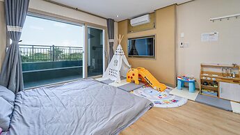 Seogwipo Narsha Resort