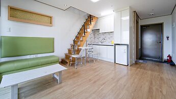 Seogwipo Narsha Resort