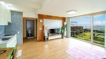 Seogwipo Geora Pension