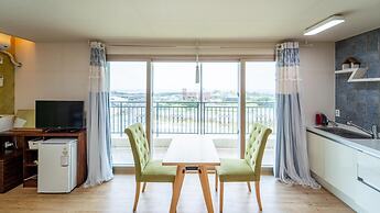 Seogwipo Geora Pension