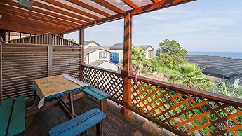 Jeju Haebaragi Pension