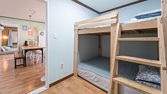 Jeju Haebaragi Pension