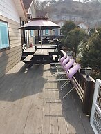 Hongcheon Daebakine Pension