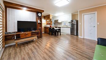 Seogwipo Haemil Dokchae Pension