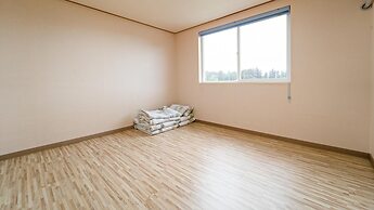 Seogwipo Haemil Dokchae Pension