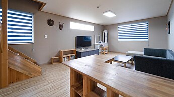 Seogwipo Haemil Dokchae Pension