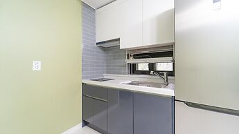 Samcheok Jangho Madang Minbak Pension