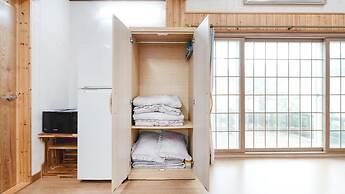 Jeju Kkumkkuneun Jeju Pension