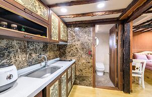 Jeju Padosoriminbak Pension