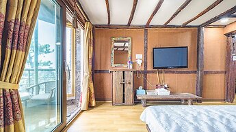 Jeju Padosoriminbak Pension