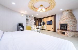 Jeju Padosoriminbak Pension