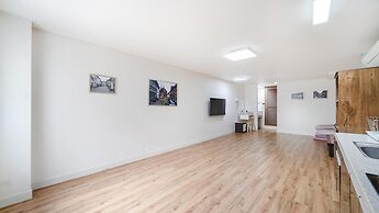 Daecheon Swiss Chalet Spa Pension