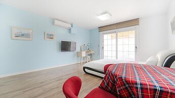 Daecheon Swiss Chalet Spa Pension