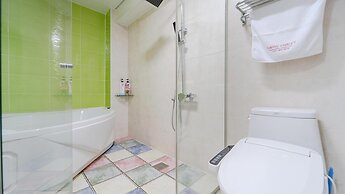 Daecheon Swiss Chalet Spa Pension