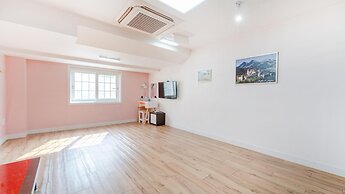 Daecheon Swiss Chalet Spa Pension