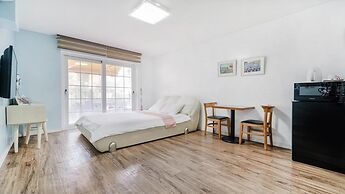 Daecheon Swiss Chalet Spa Pension