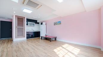 Daecheon Swiss Chalet Spa Pension