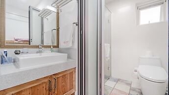 Daecheon Swiss Chalet Spa Pension