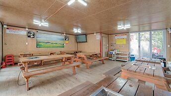 Daecheon Swiss Chalet Spa Pension