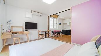 Daecheon Swiss Chalet Spa Pension