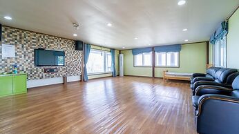 Ganghwa Badajeongwon Pension