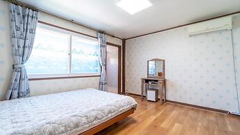 Ganghwa Badajeongwon Pension