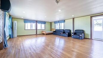 Ganghwa Badajeongwon Pension