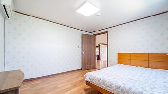 Ganghwa Badajeongwon Pension