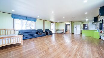 Ganghwa Badajeongwon Pension