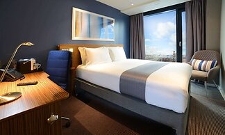 Travelodge PLUS Dublin City Centre