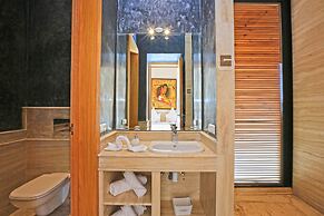 Impeccable 5-bed Villa in Marrakech