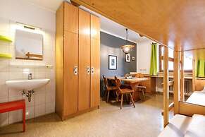 Jugendherberge Kreuth-Scharling - Hostel