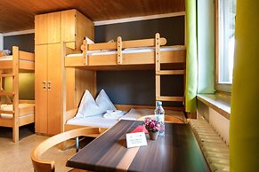 Jugendherberge Kreuth-Scharling - Hostel