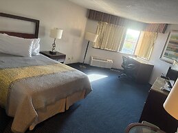 APM Inn and Suites