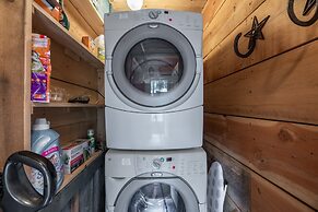 Rocky Mountain Cottage