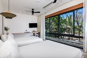 Luxury Beachfront Villa with private pool at Nantipa