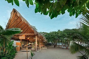 Luxury Beachfront Villa with private pool at Nantipa