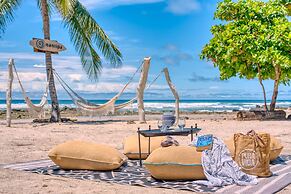 Luxury Beachfront Villa with private pool at Nantipa