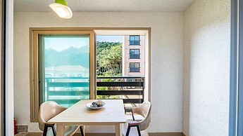 Yeongheungdo J Pension