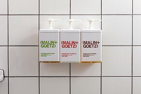 Placemakr Wall Street