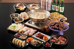 Urban Villa Resort ILILANI