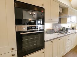 Abbey View Cottage at Broadings Farm