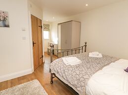 Abbey View Cottage at Broadings Farm